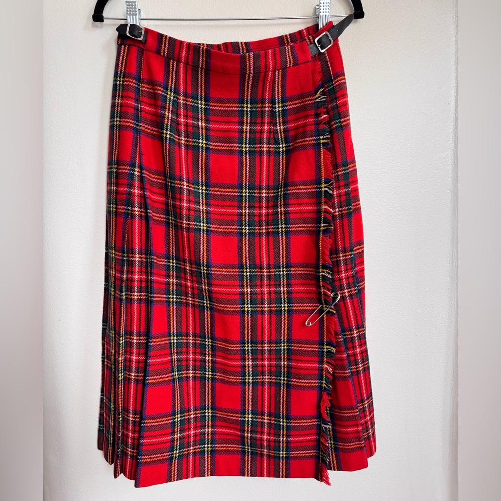 Vintage 1970's Laird-Portch wool Scottish plaid kilt/skirt.
